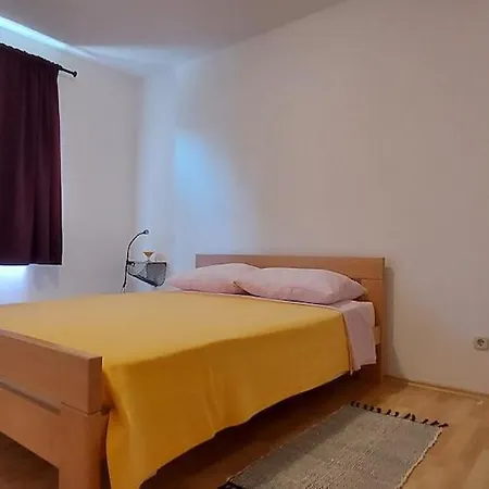 Dijana Apartment