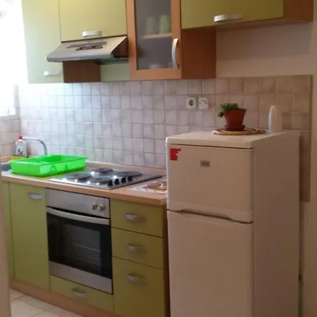 Dijana Apartment *